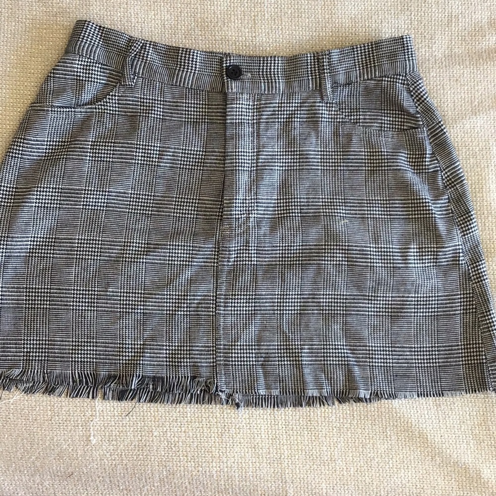 brandy melville skirt